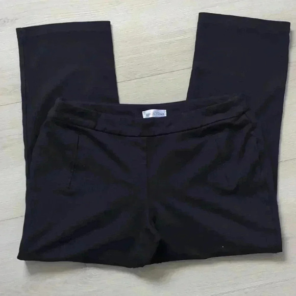 NORTHERN  RELECTIONS | Women's Black Stretchy Pull on Capri Pant - Picture 2 of 4